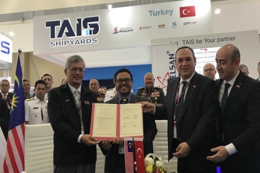 Malezya’da Atılan İmzalar