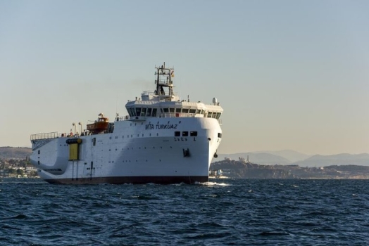 SİSMİK ARAŞTRMA GEMİSİ MTA TURKUAZ DENİZE İNDİ